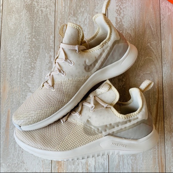 NWT Nike Free Trainers Running shoes - Picture 3 of 7